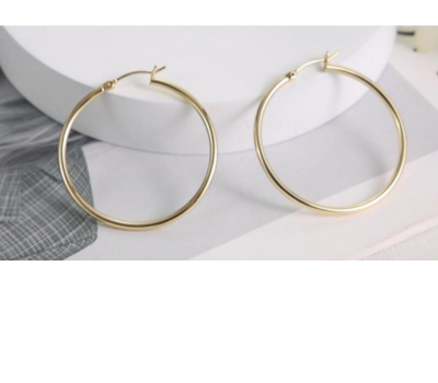 You are currently viewing Stunning Hoop Earrings 14K Real